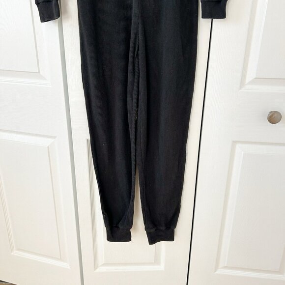 Victoria’s Secret Black Thermal Button Front One Piece Jumpsuit Women’s S - Picture 4 of 7